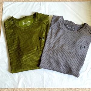 2 Under armour loose heat gear men’s Shirt XL